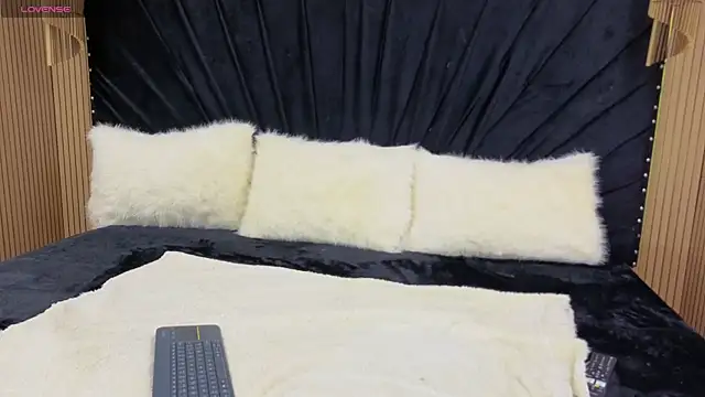 Megan-Horney- online show from April 2026 01:41:01 PM