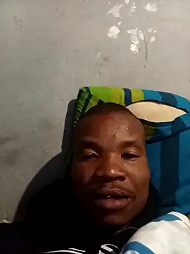 Snapshot of thabisozxz chatting on May 2026 04:52:01 AM thabisozxz online show from May 2026 04:52:01 AM
