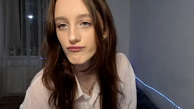 Snapshot of LisaBoddy chatting on January 2026 02:00:01 PM LisaBoddy online show from January 2026 02:00:01 PM