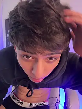 lian fooxx online show from March 2026 03:23:02 AM