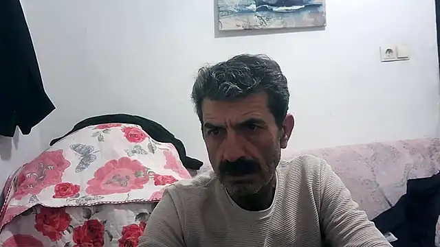 Snapshot of kobra21turki chatting on January 2026 05:49:02 PM kobra21turki online show from January 2026 05:49:02 PM