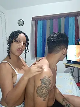 LolaAndBugs  online show from February 2026 01:32:01 AM