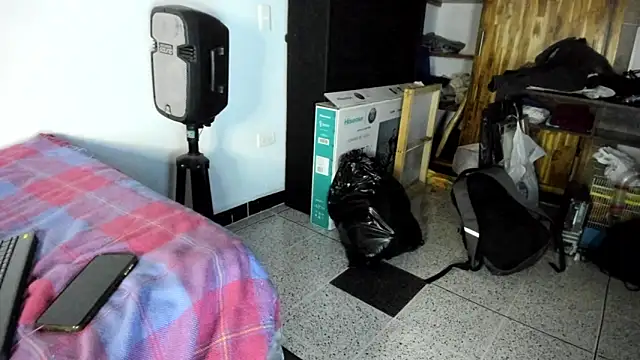 cirosky elchicopolla online show from March 2026 03:51:02 AM