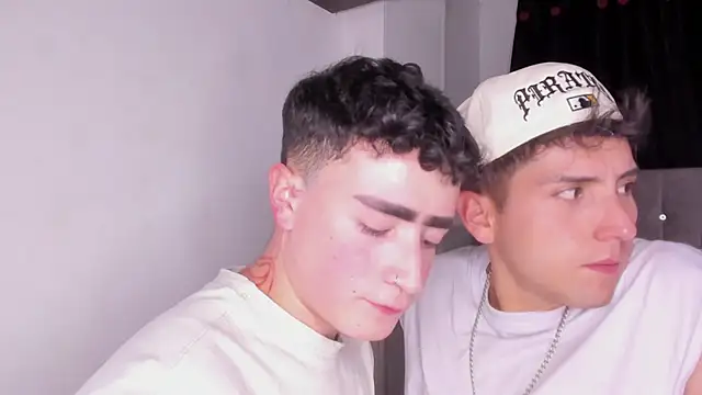 Snapshot of naughtysalomon__ chatting on March 2026 11:21:01 PM naughtysalomon online show from March 2026 11:21:01 PM