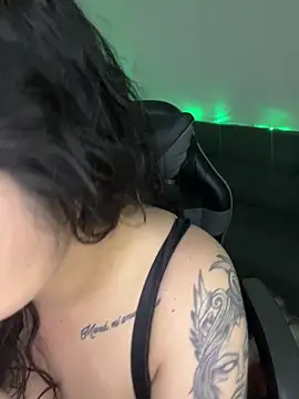 Snapshot of Amyy_1 chatting on June 2026 09:30:02 PM Amyy 1 online show from June 2026 09:30:02 PM