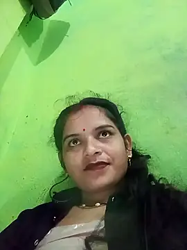 Snapshot of Uma_pande chatting on December 2025 02:52:02 AM Uma pande online show from December 2025 02:52:02 AM