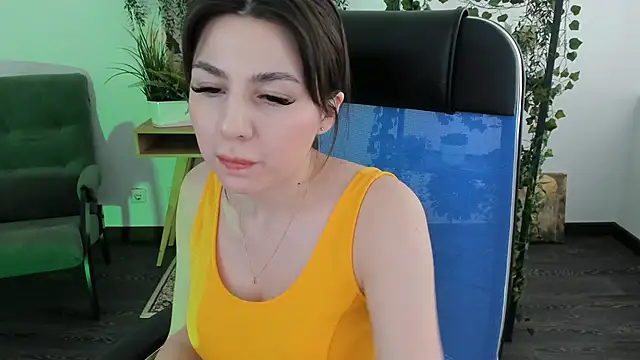 Snapshot of DiRosie chatting on March 2026 07:37:02 AM DiRosie online show from March 2026 07:37:02 AM