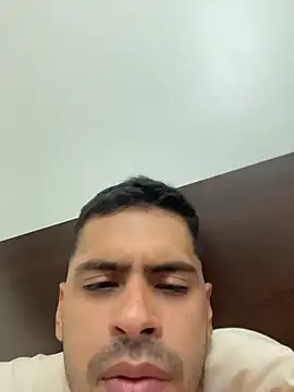 Snapshot of HotWhisper22 chatting on December 2025 04:08:01 AM HotWhisper22 online show from December 2025 04:08:01 AM