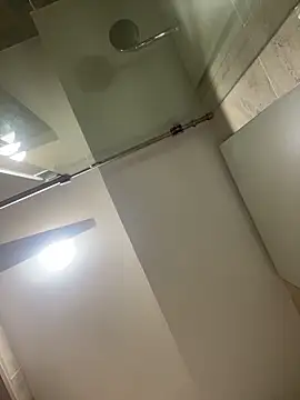 HotWhisper22 online show from April 2026 12:32:01 PM