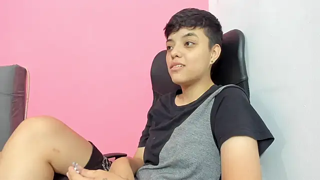 ariloe quintero online show from April 2026 01:34:01 PM