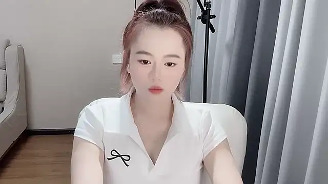 Amireux-8 online show from March 2026 11:54:01 AM