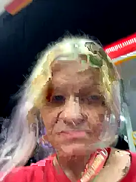 Snapshot of lindzybella chatting on September 2025 07:21:02 AM lindzybella online show from September 2025 07:21:02 AM