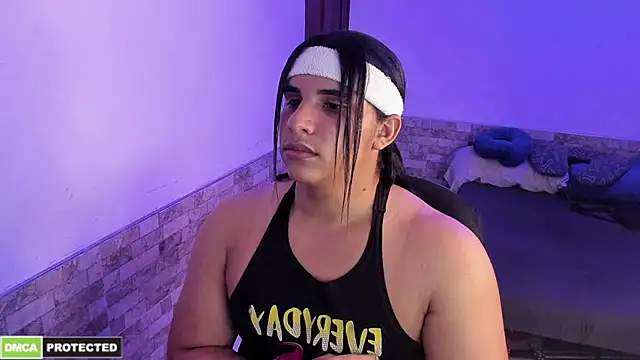 Snapshot of latinboyfit chatting on July 2026 05:13:01 AM latinboyfit online show from July 2026 05:13:01 AM