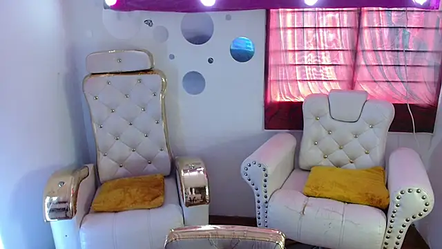 Snapshot of David_and_Jonas chatting on February 2026 06:18:01 PM David and Jonas online show from February 2026 06:18:01 PM