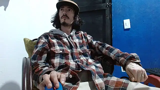 Snapshot of sk8-boy chatting on June 2026 04:20:01 AM sk8-boy online show from June 2026 04:20:01 AM