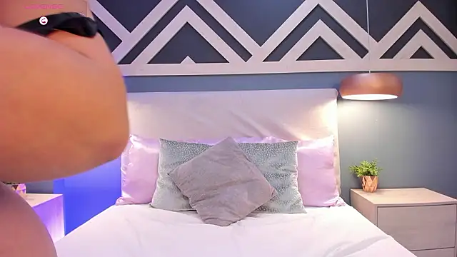 SofiaBahamon online show from January 2026 07:11:01 PM