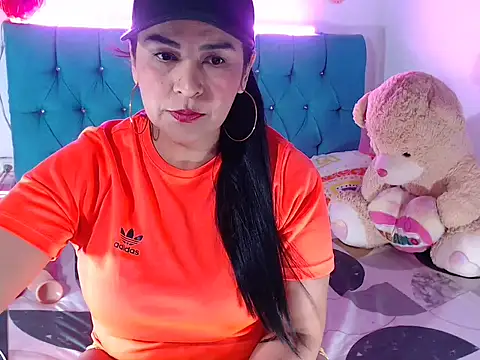 MarilynRoxy online show from January 2026 05:01:01 AM