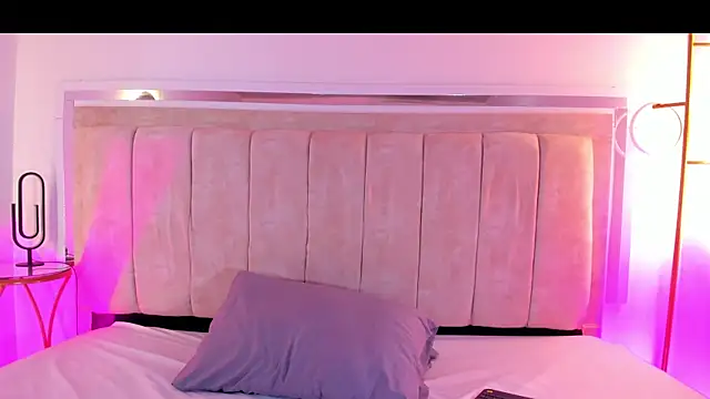 CamilleJuicy  online show from March 2026 02:53:02 PM