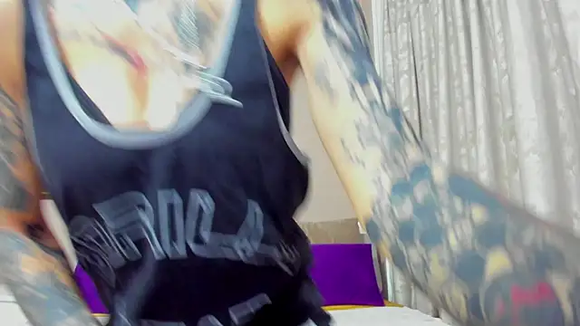 Snapshot of KennyXSX chatting on December 2025 08:04:01 PM KennyXSX online show from December 2025 08:04:01 PM