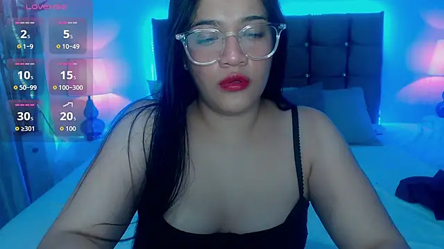 Snapshot of Valeri_hot22 chatting on January 2026 09:29:01 PM Valeri hot22 online show from January 2026 09:29:01 PM