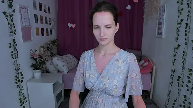 Snapshot of Ariadna_Shy chatting on July 2026 10:13:02 PM Ariadna Shy online show from July 2026 10:13:02 PM
