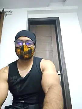 NunnuLelo online show from May 2026 09:09:01 PM