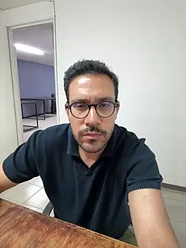 Snapshot of AdrianGarcia89 chatting on April 2026 03:22:01 AM AdrianGarcia89 online show from April 2026 03:22:01 AM