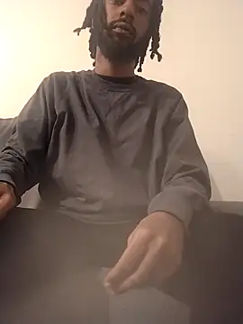 AverageAnt  online show from February 2026 05:45:02 PM