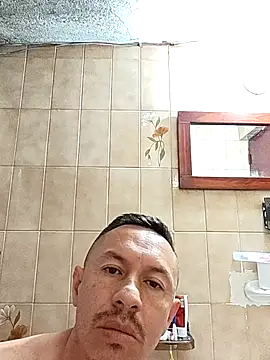 Snapshot of L_hotcream chatting on February 2026 12:12:01 PM L hotcream online show from February 2026 12:12:01 PM