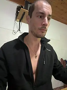 maximuss789 online show from April 2026 12:49:01 PM