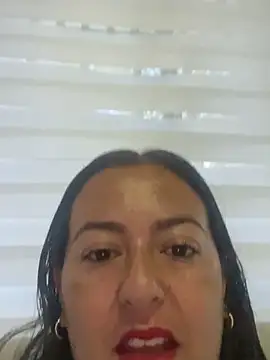 Snapshot of evelyn_harpeery chatting on May 2026 11:16:02 AM evelyn harpeery online show from May 2026 11:16:02 AM