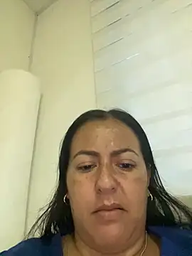 Snapshot of evelyn_harpeery chatting on May 2026 10:54:02 AM evelyn harpeery online show from May 2026 10:54:02 AM