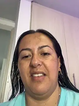 Snapshot of evelyn_harpeery chatting on May 2026 11:14:01 AM evelyn harpeery online show from May 2026 11:14:01 AM