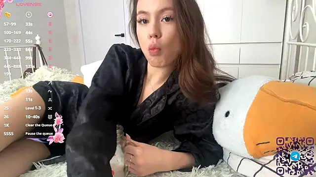 Snapshot of KitCerveny chatting on February 2026 10:11:02 AM KitCerveny online show from February 2026 10:11:02 AM