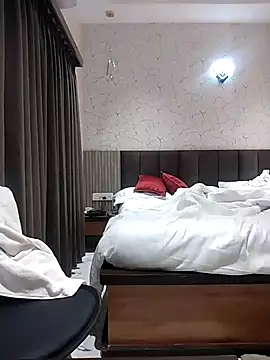 Jordyalnino92 online show from March 2026 07:54:01 PM