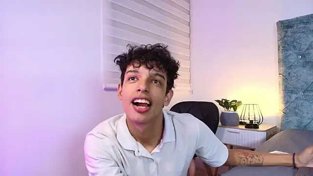 maxfrost 1 online show from January 2026 07:27:02 PM