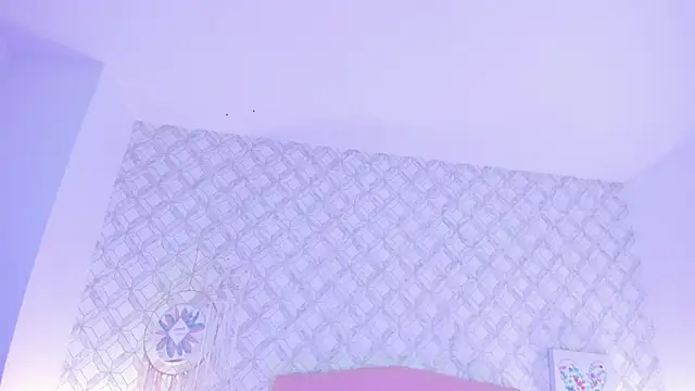 amber  ferrera online show from March 2026 07:38:01 PM