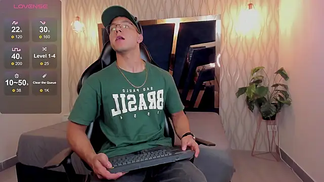 Noah Clarkk online show from February 2026 05:56:01 PM