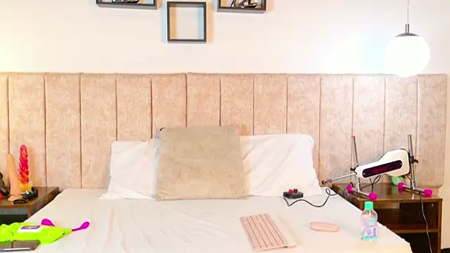 Daikihot online show from April 2026 10:26:02 PM