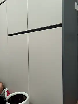 zzdd999 online show from February 2026 03:45:01 AM