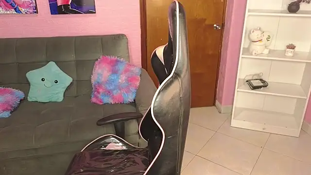 pinkygirl20 online show from January 2026 08:18:01 AM