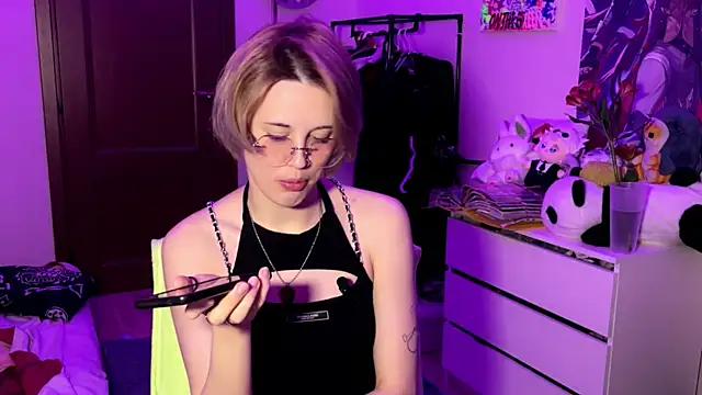 Carollforyou online show from March 2026 02:17:01 PM