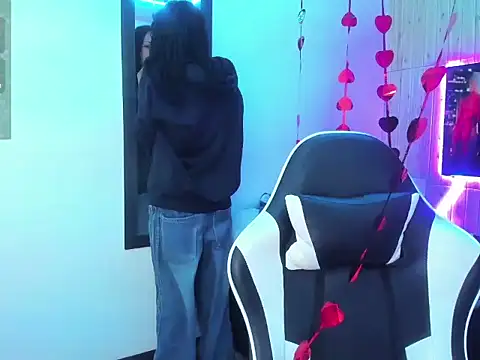 dolly boob online show from February 2026 03:46:02 AM