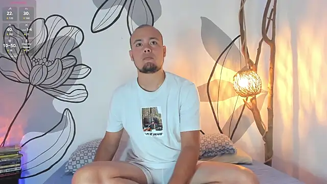 maaxtaylor  online show from February 2026 11:28:01 AM