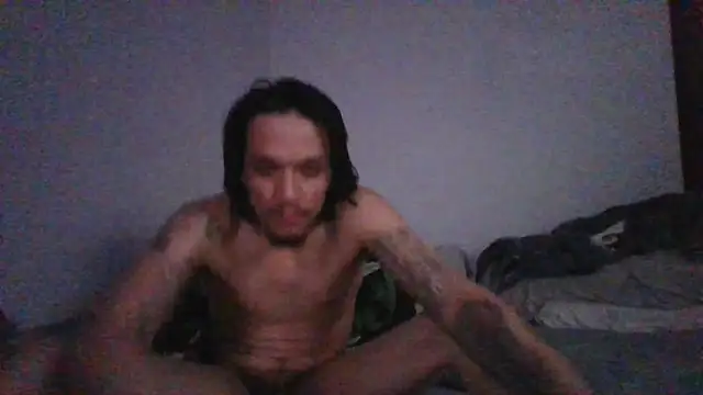 Snapshot of BlueCollarCouple chatting on February 2026 11:58:02 PM BlueCollarCouple online show from February 2026 11:58:02 PM