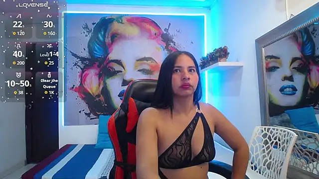 nicol ross19 online show from July 2026 07:23:01 PM