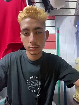 GuioficialBr online show from December 2025 05:54:01 PM