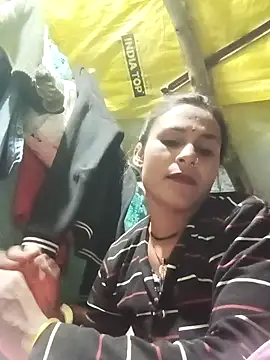 Snapshot of Cuty_priti chatting on February 2026 05:30:02 PM Cuty priti online show from February 2026 05:30:02 PM