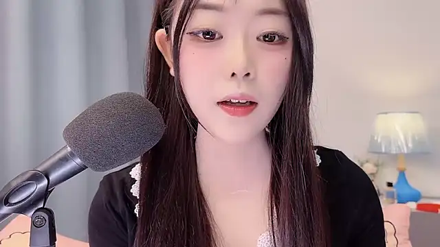 smalldaisy online show from April 2026 02:32:01 AM