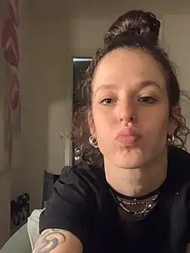 Snapshot of 4lien chatting on March 2026 05:00:02 AM 4lien online show from March 2026 05:00:02 AM